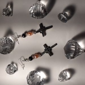 Diamond Bella Handcrafted Fashion earrings. Be u, express yourself!